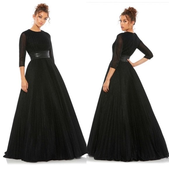 Mac Duggal Dresses & Skirts - Mac Duggal 30700 Black Shimmering Pleated A-line 3/4 Sleeve Full Length Gown 4
